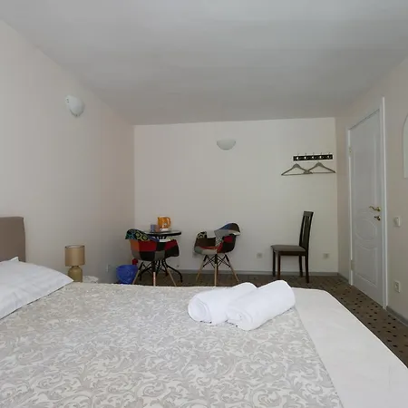 Salve комнаты и Hostel