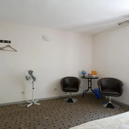 Salve комнаты и Hostel *