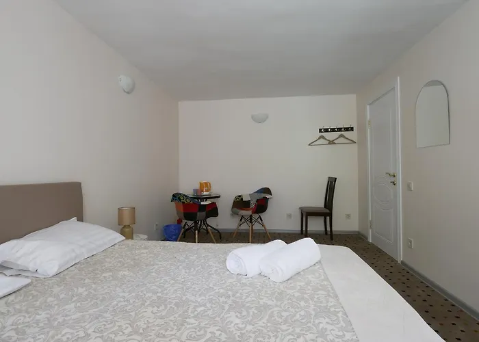 Salve комнаты и Hostel